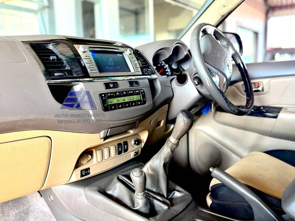 TOYOTA FORTUNER FORTUNER 3.0D-4D 4X4 - 7