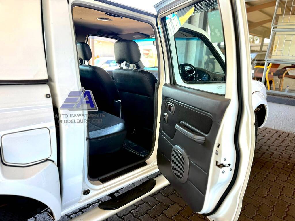 NISSAN HARDBODY HARDBODY NP300 2.4i 4X4 P/U D/C - 13