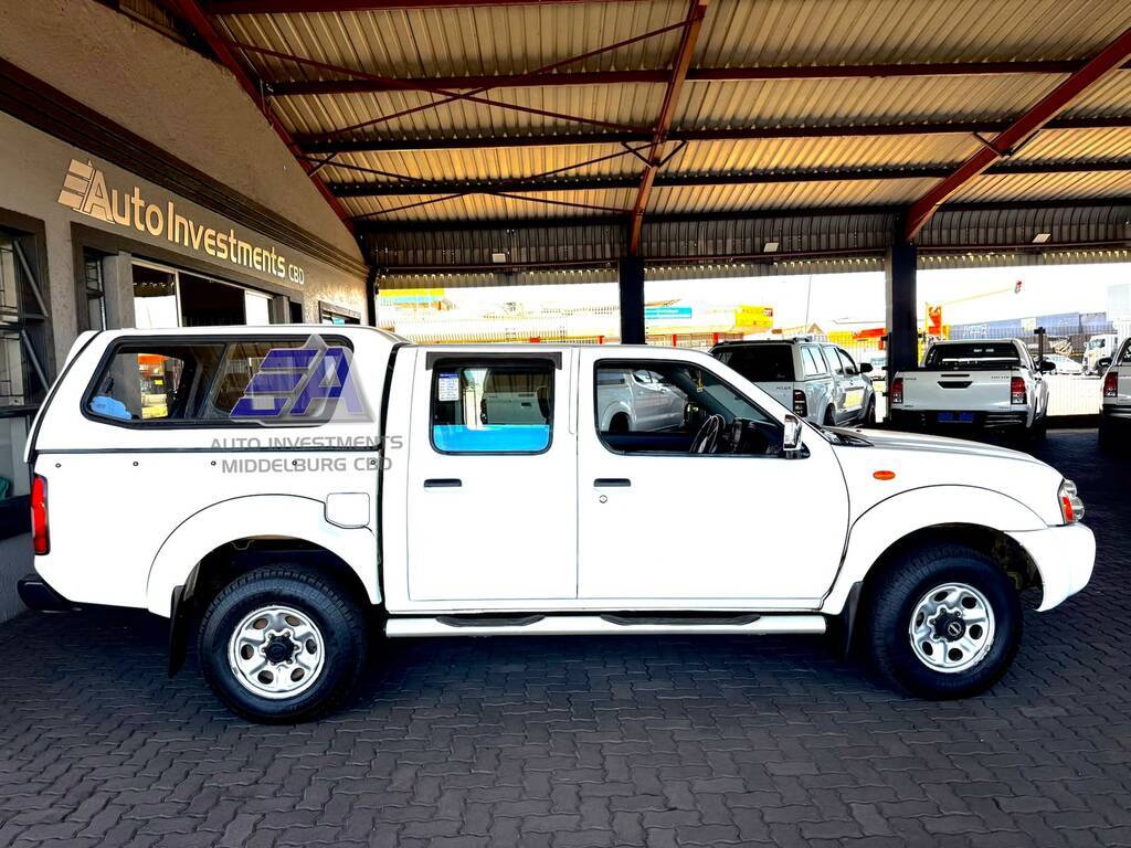 NISSAN HARDBODY HARDBODY NP300 2.4i 4X4 P/U D/C - 3