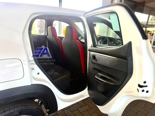 RENAULT KWID KWID 1.0 DYNAMIQUE / ZEN 5DR - 13