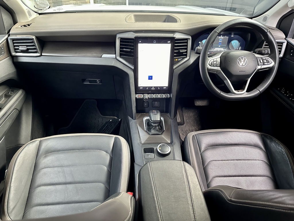 VOLKSWAGEN AMAROK - Image 9