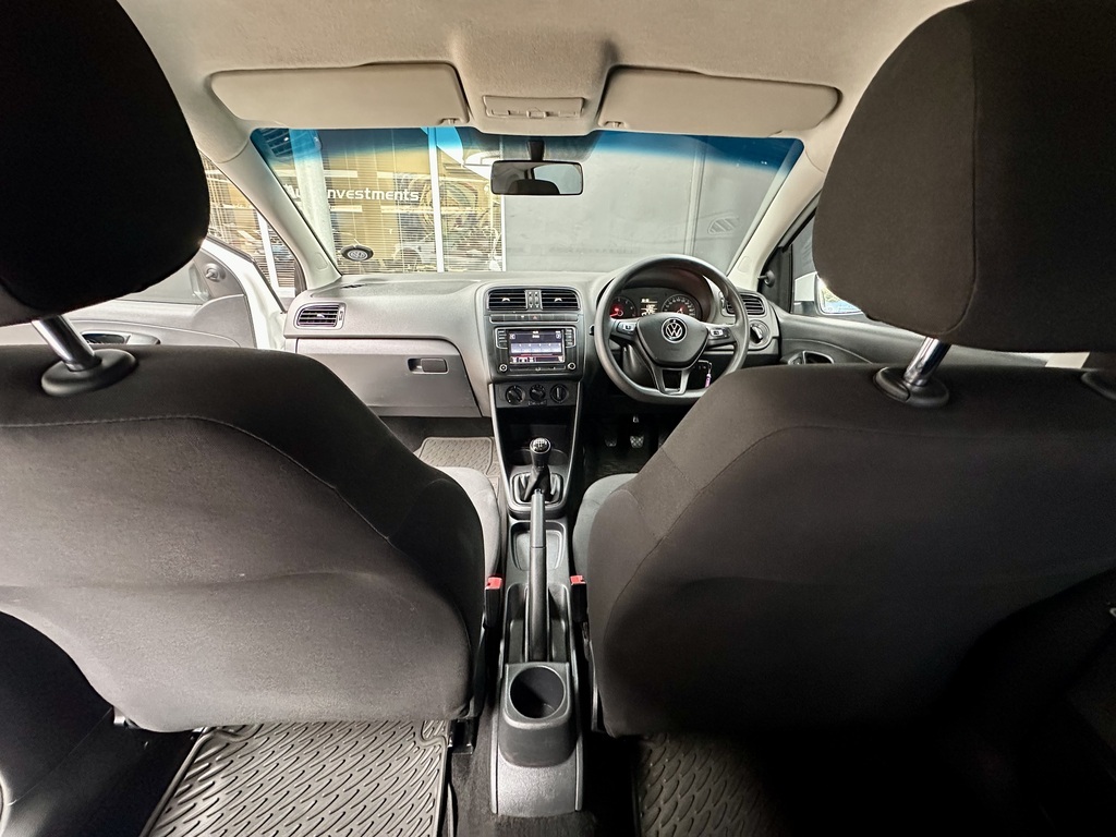 VOLKSWAGEN POLO VIVO POLO VIVO 1.4 COMFORTLINE (5DR)