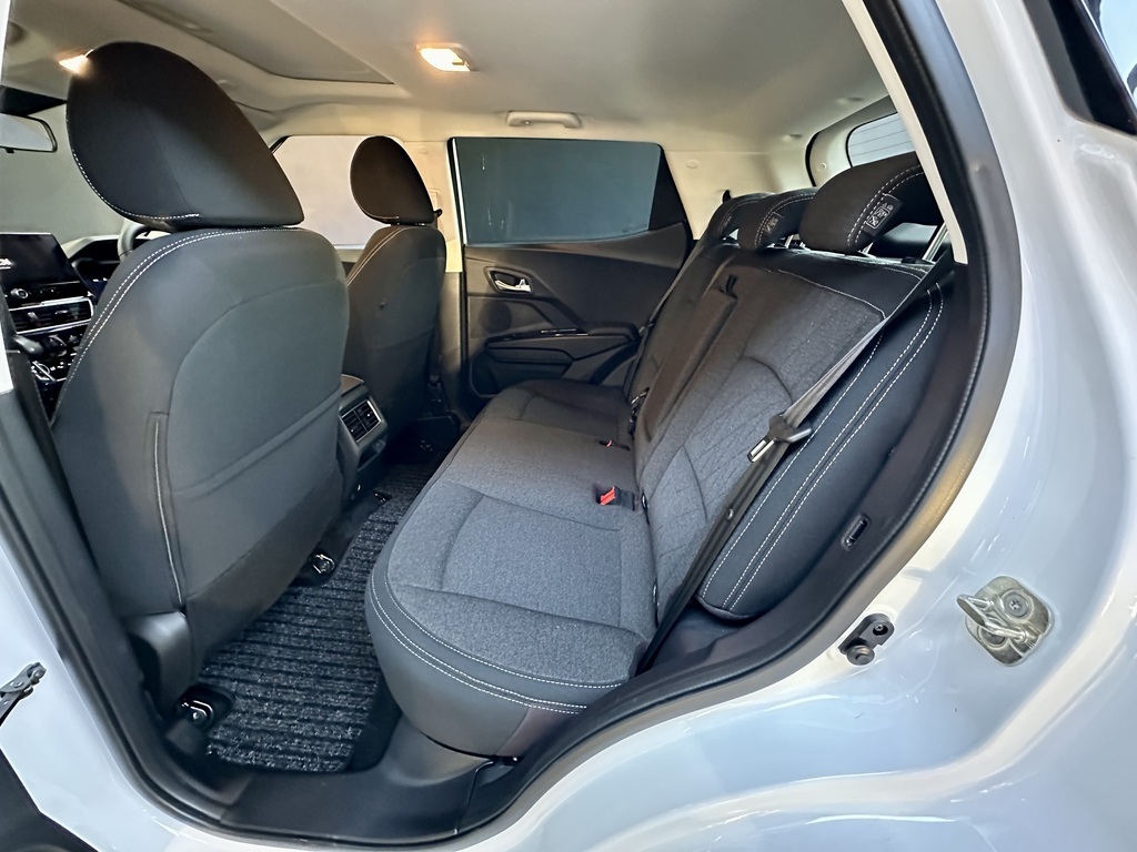 MAHINDRA XUV3XO XUV3XO 1.2T AX5