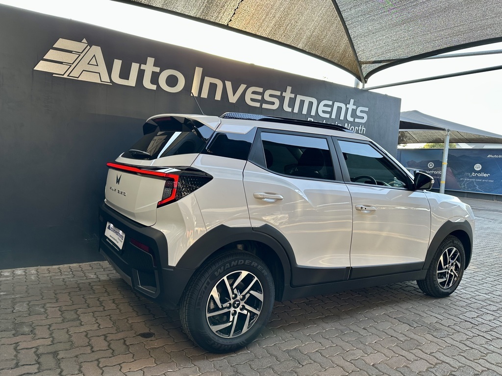 MAHINDRA XUV3XO XUV3XO 1.2T AX5