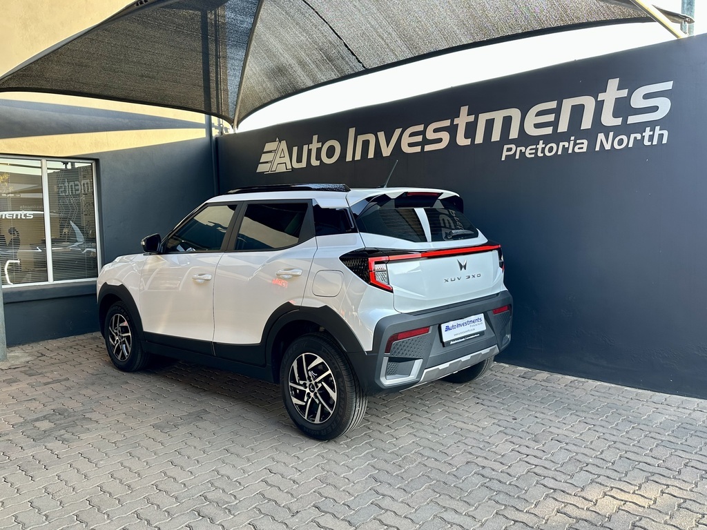 MAHINDRA XUV3XO XUV3XO 1.2T AX5