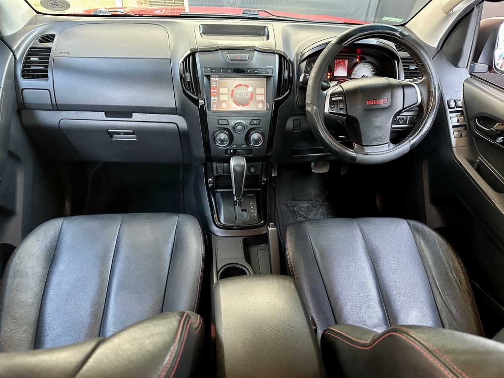 ISUZU D-MAX D-MAX 250 HO X-RIDER A/T D/C P/U