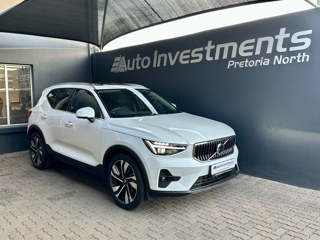 VOLVO XC40 XC40 B4 PLUS BRIGHT GEARTRONIC (MILD HYBRID)