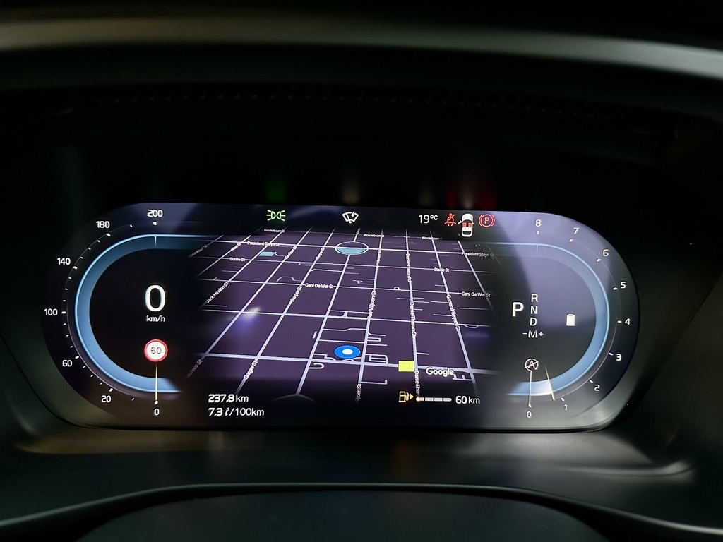 VOLVO XC40 XC40 B4 PLUS BRIGHT GEARTRONIC (MILD HYBRID)