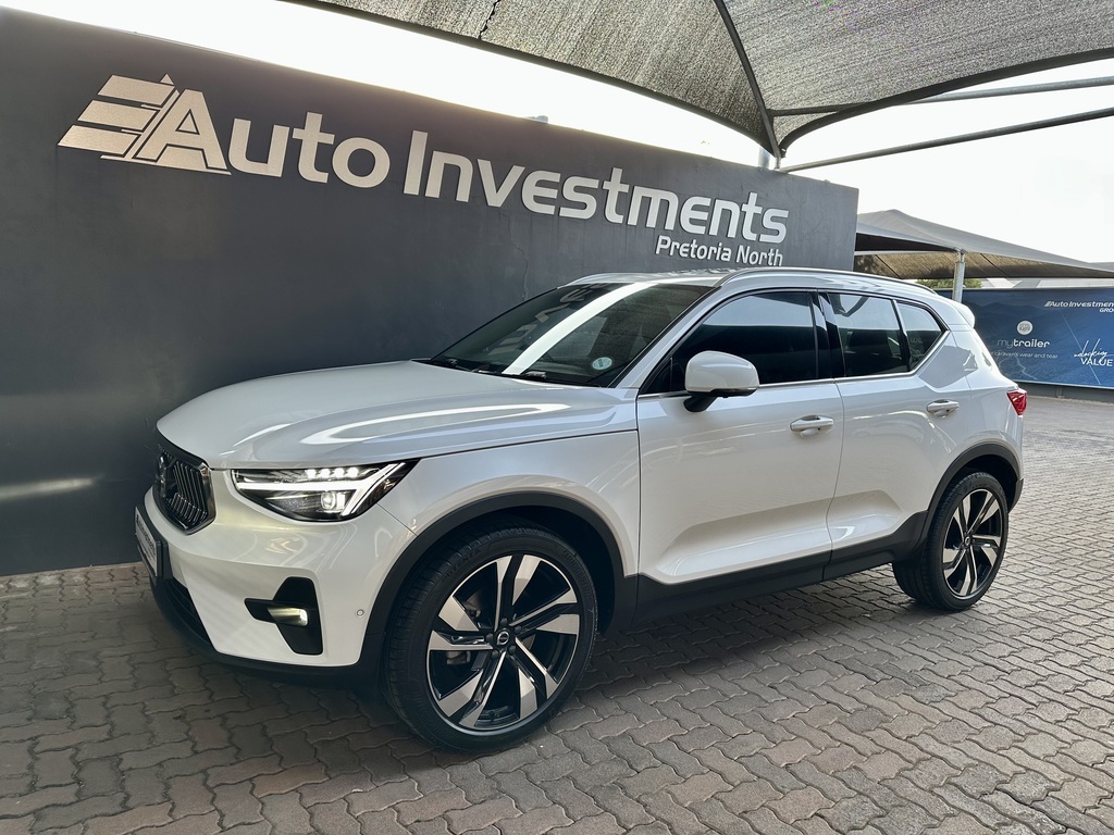 VOLVO XC40 XC40 B4 PLUS BRIGHT GEARTRONIC (MILD HYBRID)