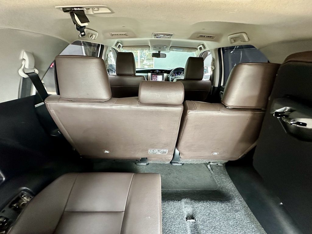 TOYOTA FORTUNER FORTUNER 2.8GD-6 R/B A/T