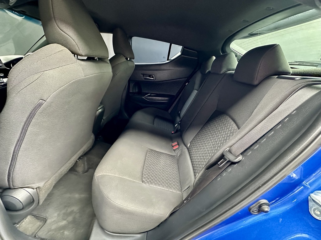 TOYOTA C-HR C-HR 1.2T PLUS CVT - 12