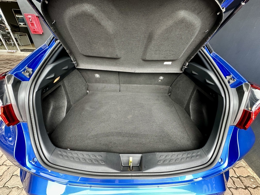 TOYOTA C-HR C-HR 1.2T PLUS CVT - 13