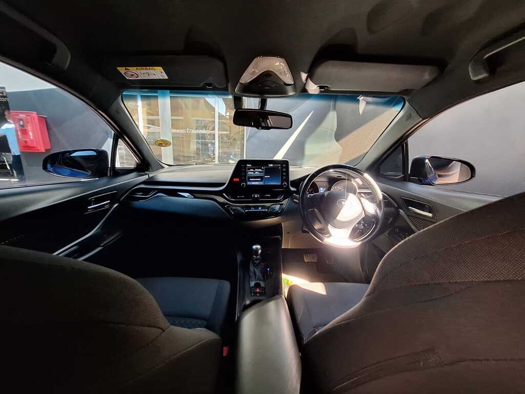 TOYOTA C-HR C-HR 1.2T PLUS CVT