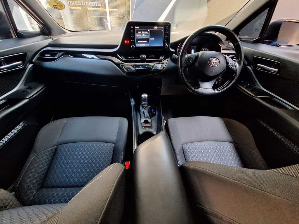 TOYOTA C-HR C-HR 1.2T PLUS CVT