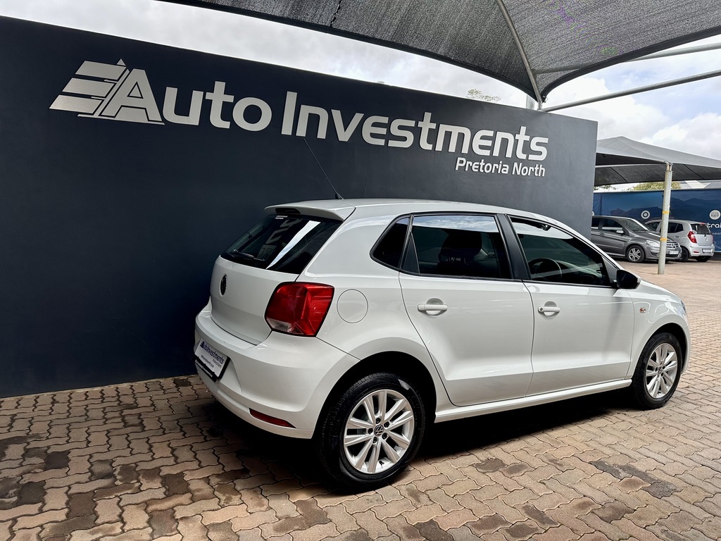 VOLKSWAGEN POLO VIVO POLO VIVO 1.6 COMFORTLINE TIP (5DR)