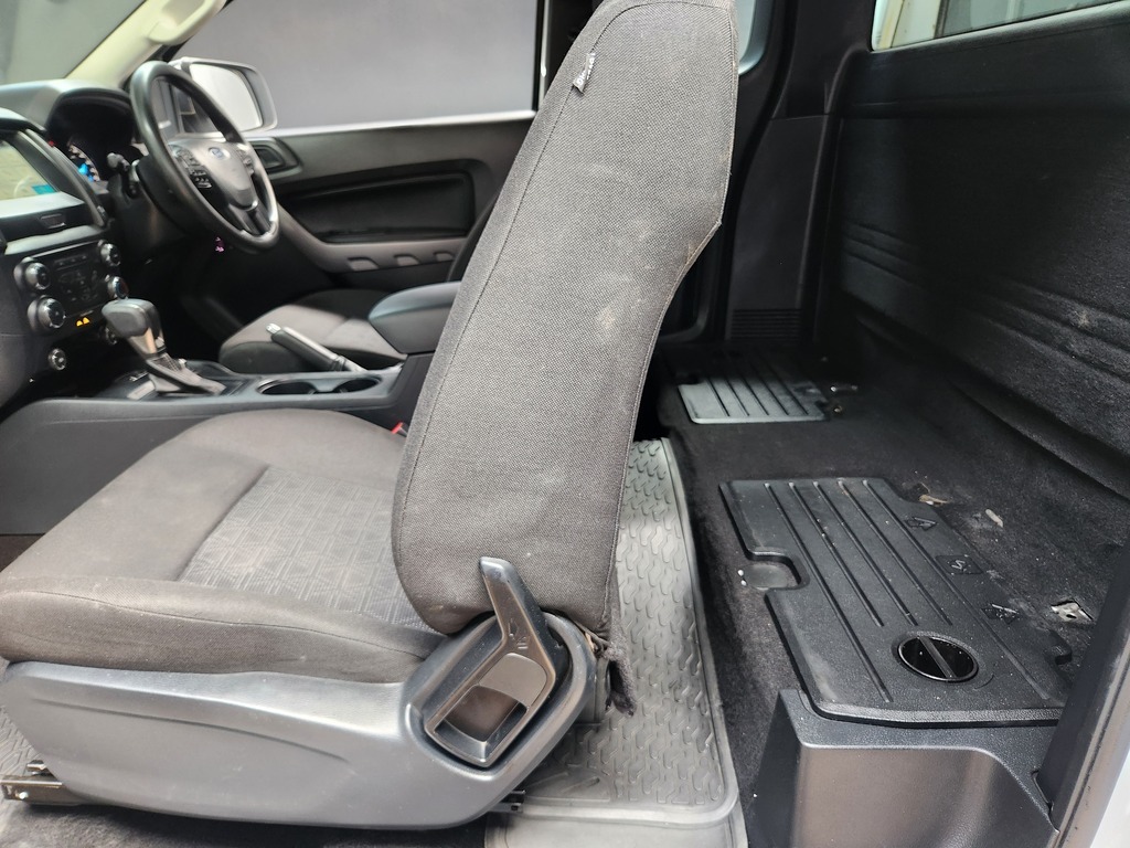 FORD RANGER RANGER 2.2TDCi XLS 4X4 A/T P/U SUP/CAB