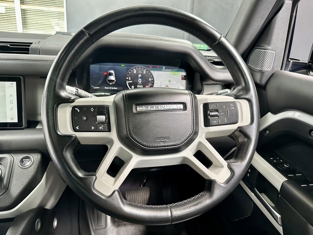 LAND ROVER DEFENDER DEFENDER 110 D300 HSE X-DYNAMIC - 16