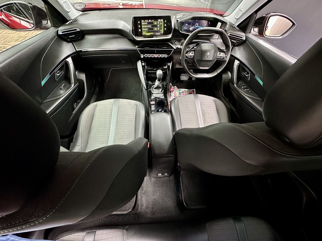 PEUGEOT 2008 2008 1.2T ALLURE A/T