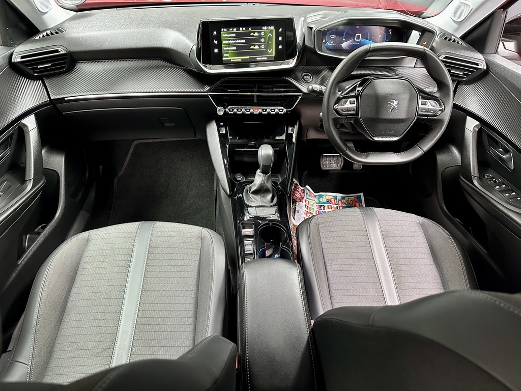 PEUGEOT 2008 2008 1.2T ALLURE A/T