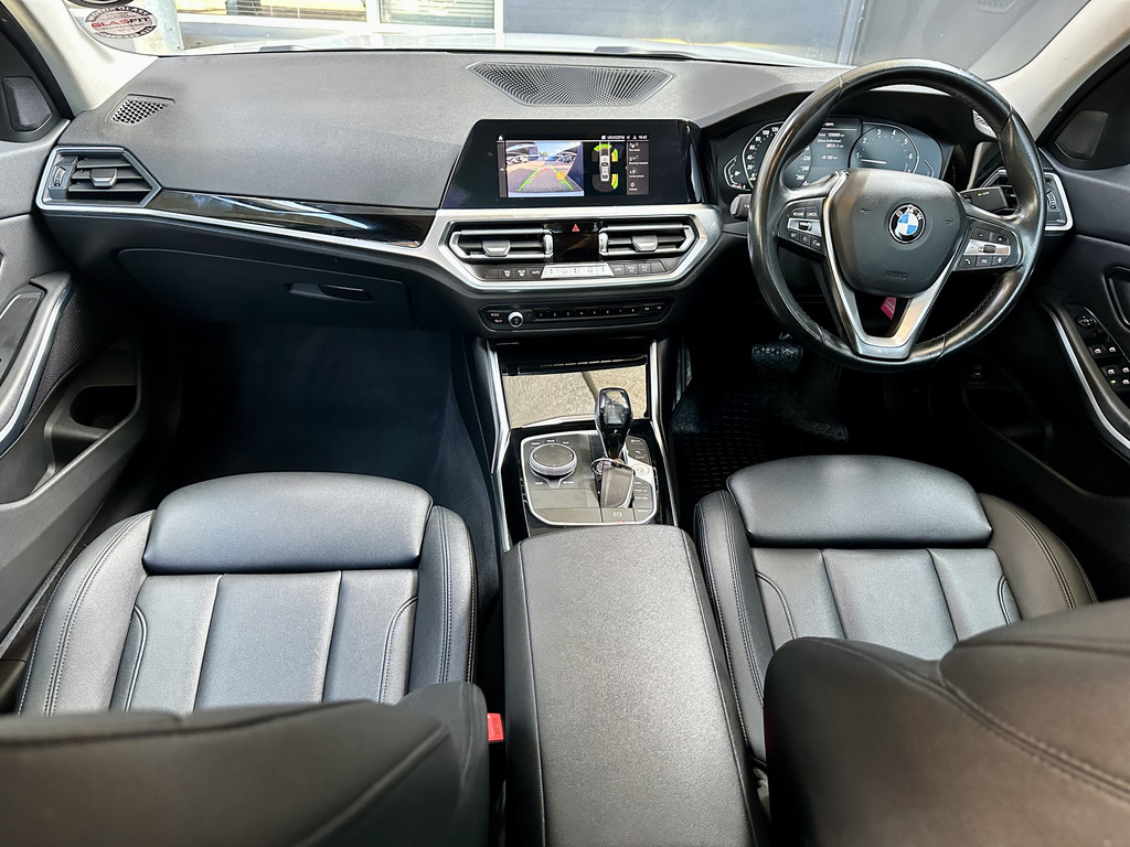 BMW 3 SERIES 318i SPORT LINE A/T (G20)