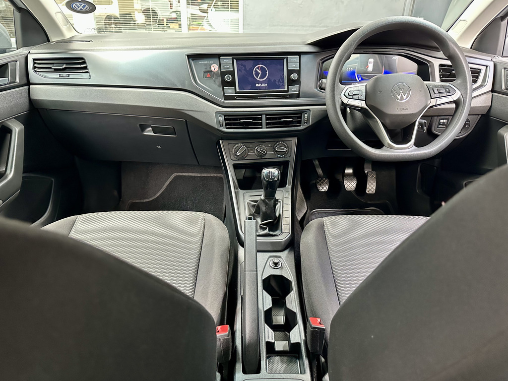 VOLKSWAGEN POLO POLO 1.0 TSI - 10