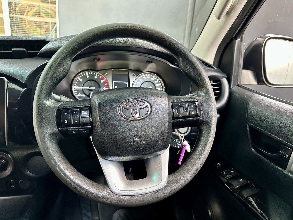 TOYOTA HILUX HILUX 2.4 GD-6 RB RAIDER P/U D/C