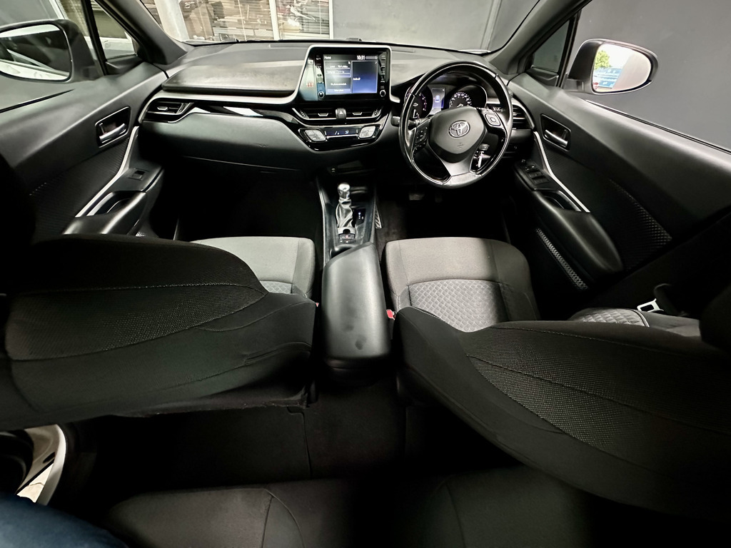 TOYOTA C-HR C-HR 1.2T PLUS CVT - 10