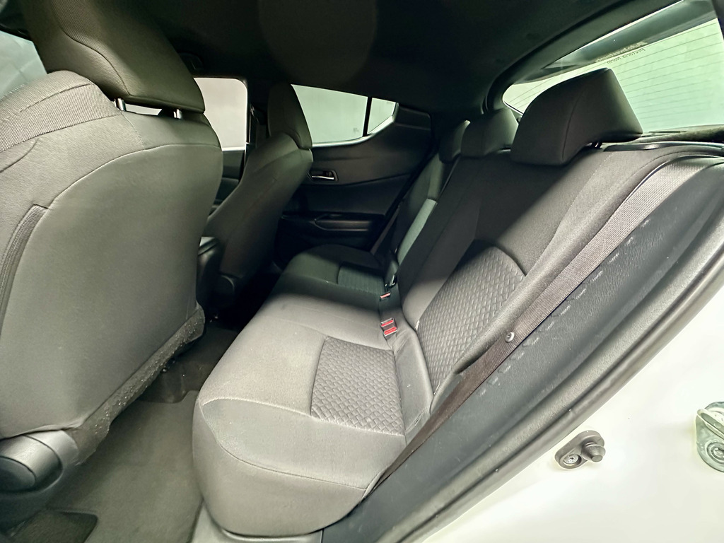 TOYOTA C-HR C-HR 1.2T PLUS CVT - 12