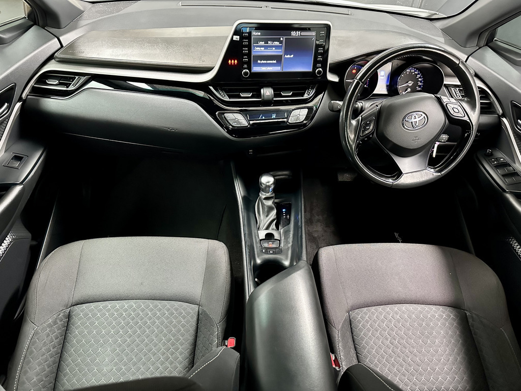 TOYOTA C-HR C-HR 1.2T PLUS CVT - 9