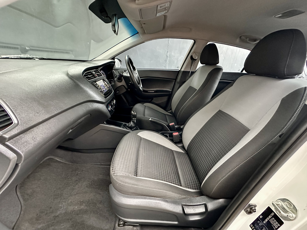 HYUNDAI i20 i20 1.2 MOTION