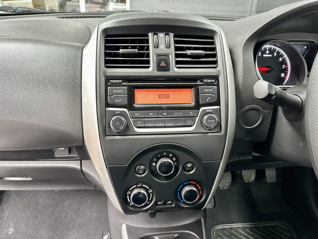 NISSAN ALMERA ALMERA 1.5 ACENTA