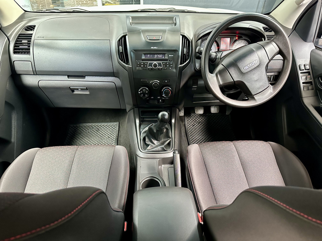 ISUZU D-MAX D-MAX 250 HO HI-RIDE D/C P/U