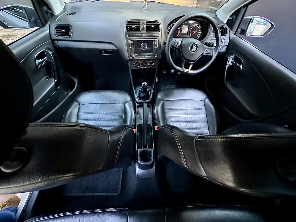 VOLKSWAGEN POLO VIVO POLO VIVO 1.4 COMFORTLINE (5DR)