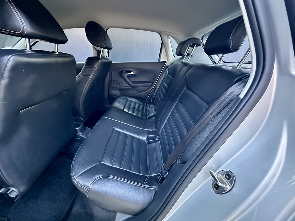 VOLKSWAGEN POLO VIVO POLO VIVO 1.4 COMFORTLINE (5DR)