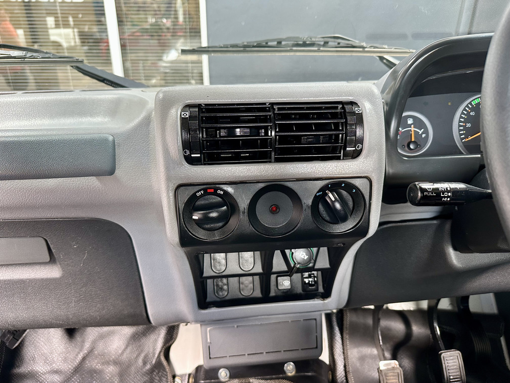 MAHINDRA BOLERO BOLERO MAXI TRUCK 2.5 TD P/U S/C - 10