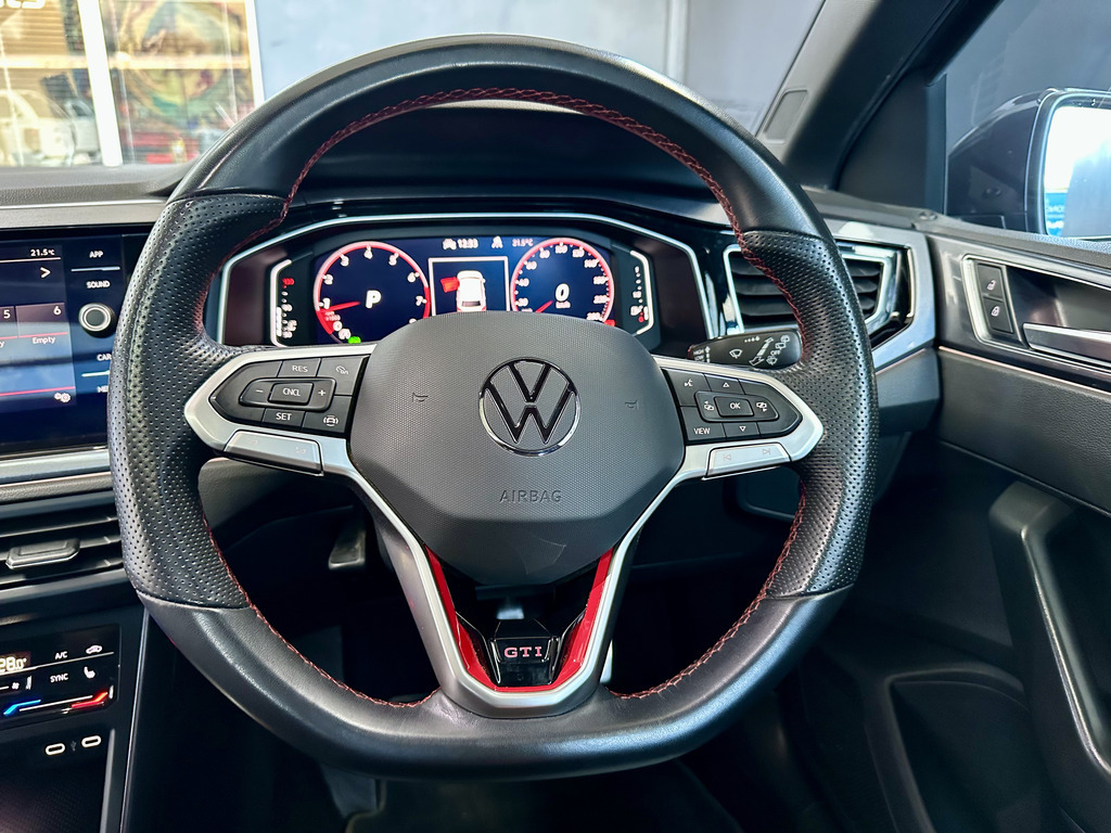 VOLKSWAGEN POLO POLO 2.0 GTI DSG (147KW)