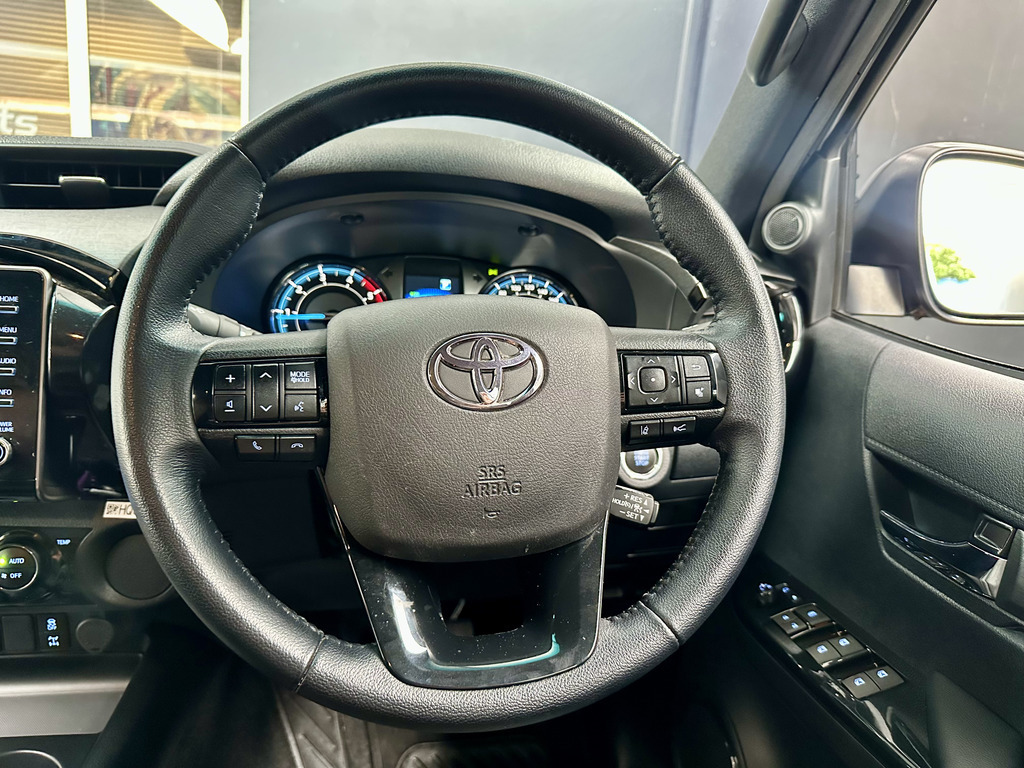 TOYOTA HILUX HILUX 2.8 GD-6 RB LEGEND A/T P/U D/C - 14