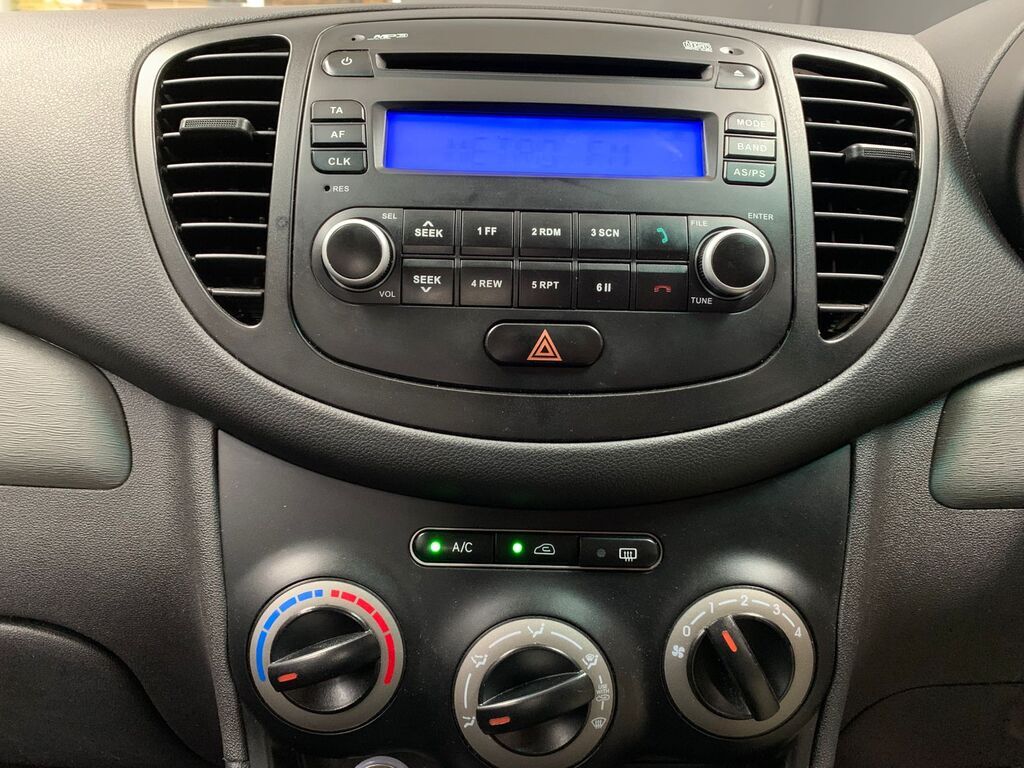 HYUNDAI I10 i10 1.1 GLS/MOTION - 11