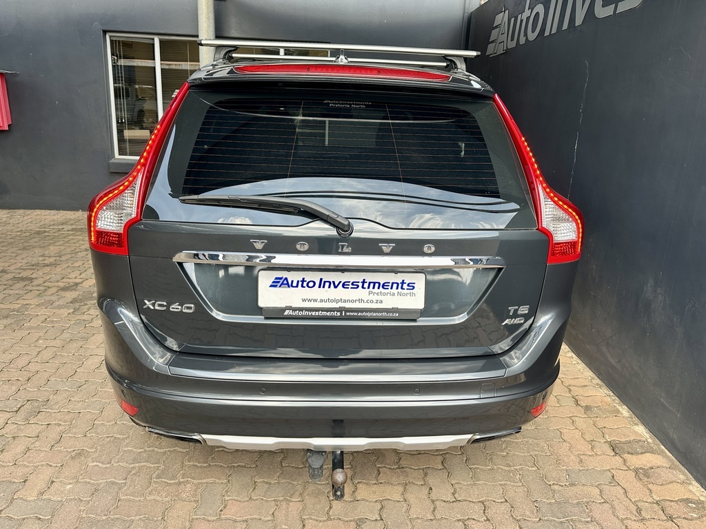 VOLVO XC60 XC60 T5 MOMENTUM GEARTRONIC AWD - 8