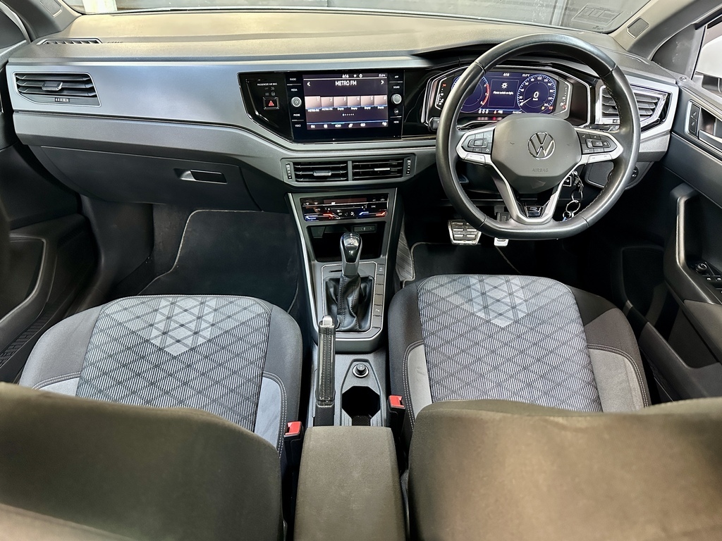 VOLKSWAGEN POLO POLO 1.0 TSI R-LINE DSG