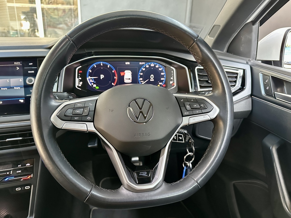 VOLKSWAGEN POLO POLO 1.0 TSI R-LINE DSG