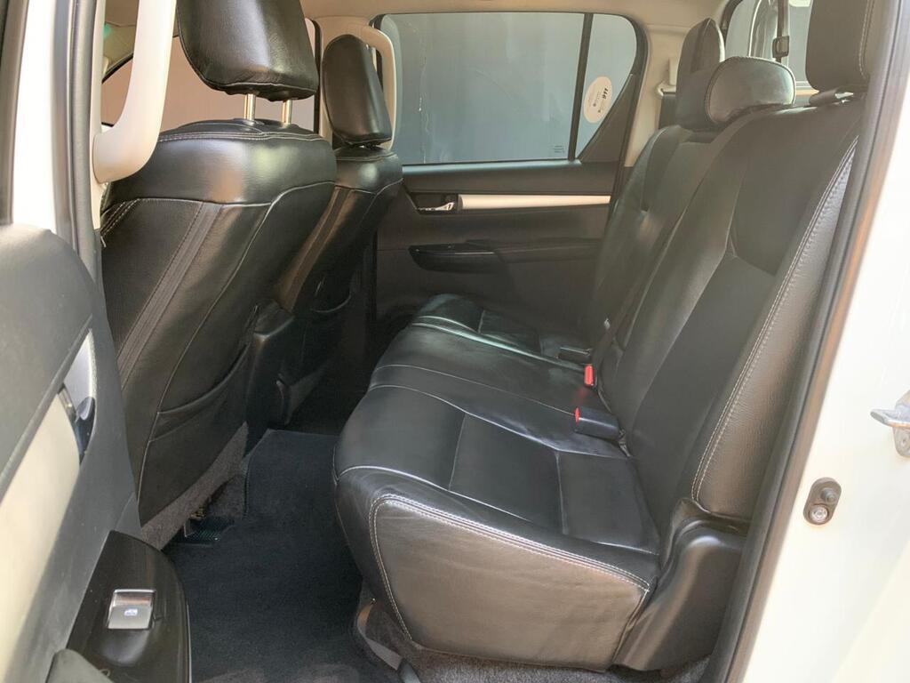 TOYOTA HILUX HILUX 2.8 GD-6 RAIDER 4X4 A/T P/U D/C - 16