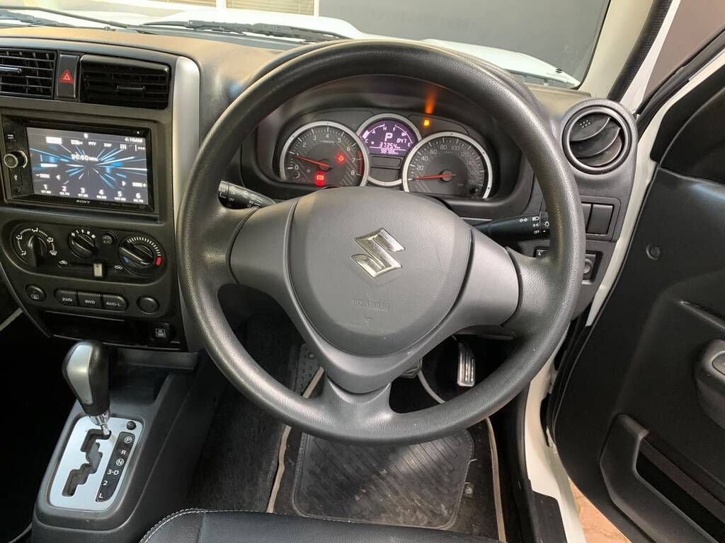 SUZUKI JIMNY JIMNY 1.3 A/T - 12