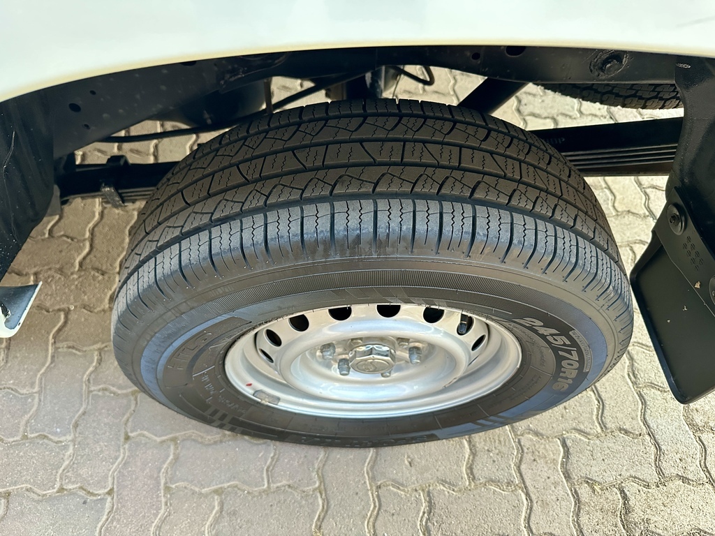 MITSUBISHI TRITON TRITON 2.4Di-GL P/U S/C - 8