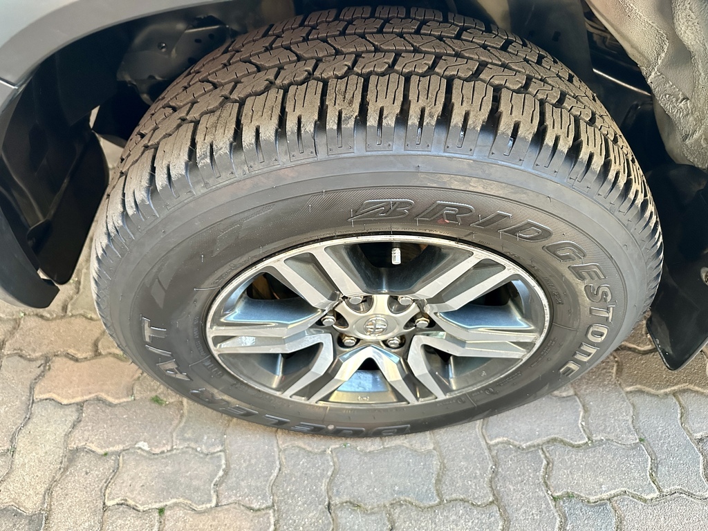 TOYOTA FORTUNER FORTUNER 2.4GD-6 R/B A/T - 16