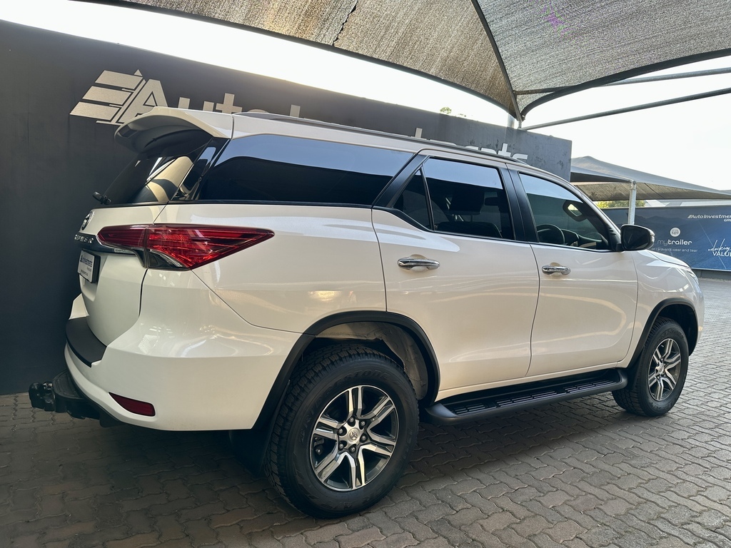 TOYOTA FORTUNER FORTUNER 2.4GD-6 R/B A/T - 3