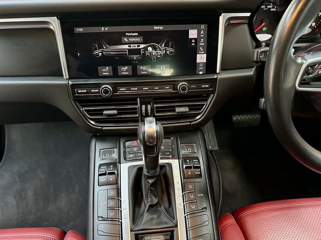 PORSCHE MACAN MACAN - 14