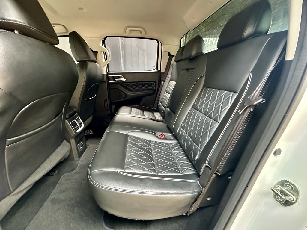 GWM P-Series P-SERIES 2.0TD LS/BLACK EDITION A/T D/C P/U