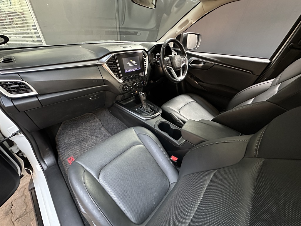 ISUZU D-MAX D-MAX 1.9 Ddi HR LS A/T E-CAB - 11