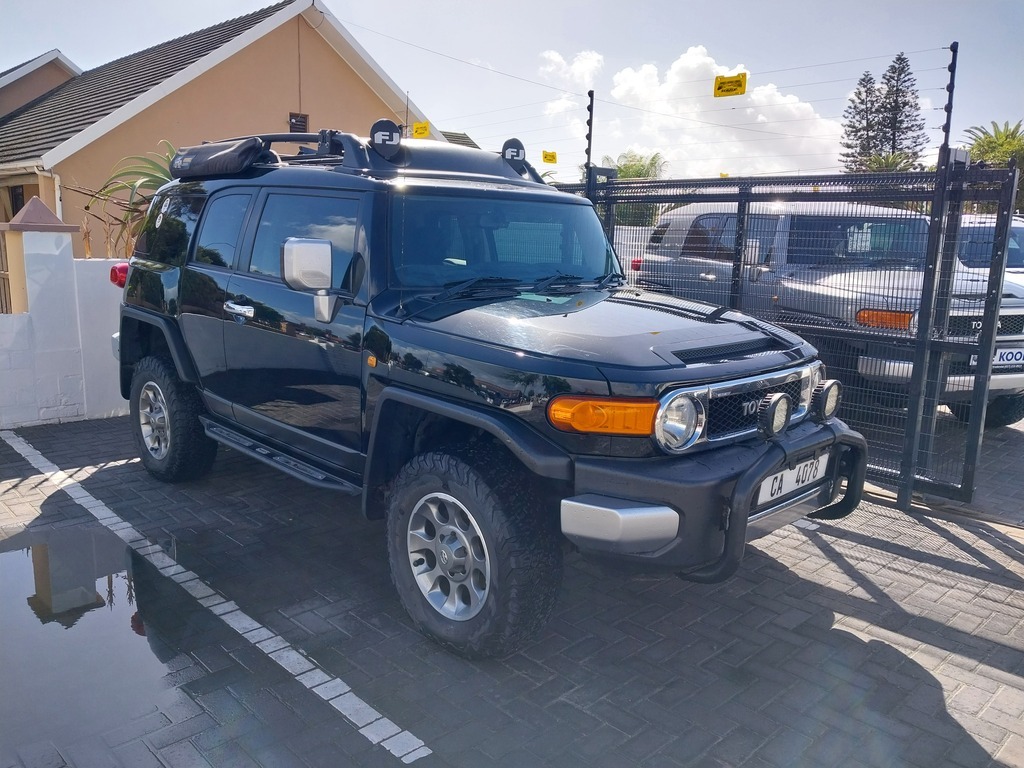Hennie Steenkamp Motors Vehicle Image